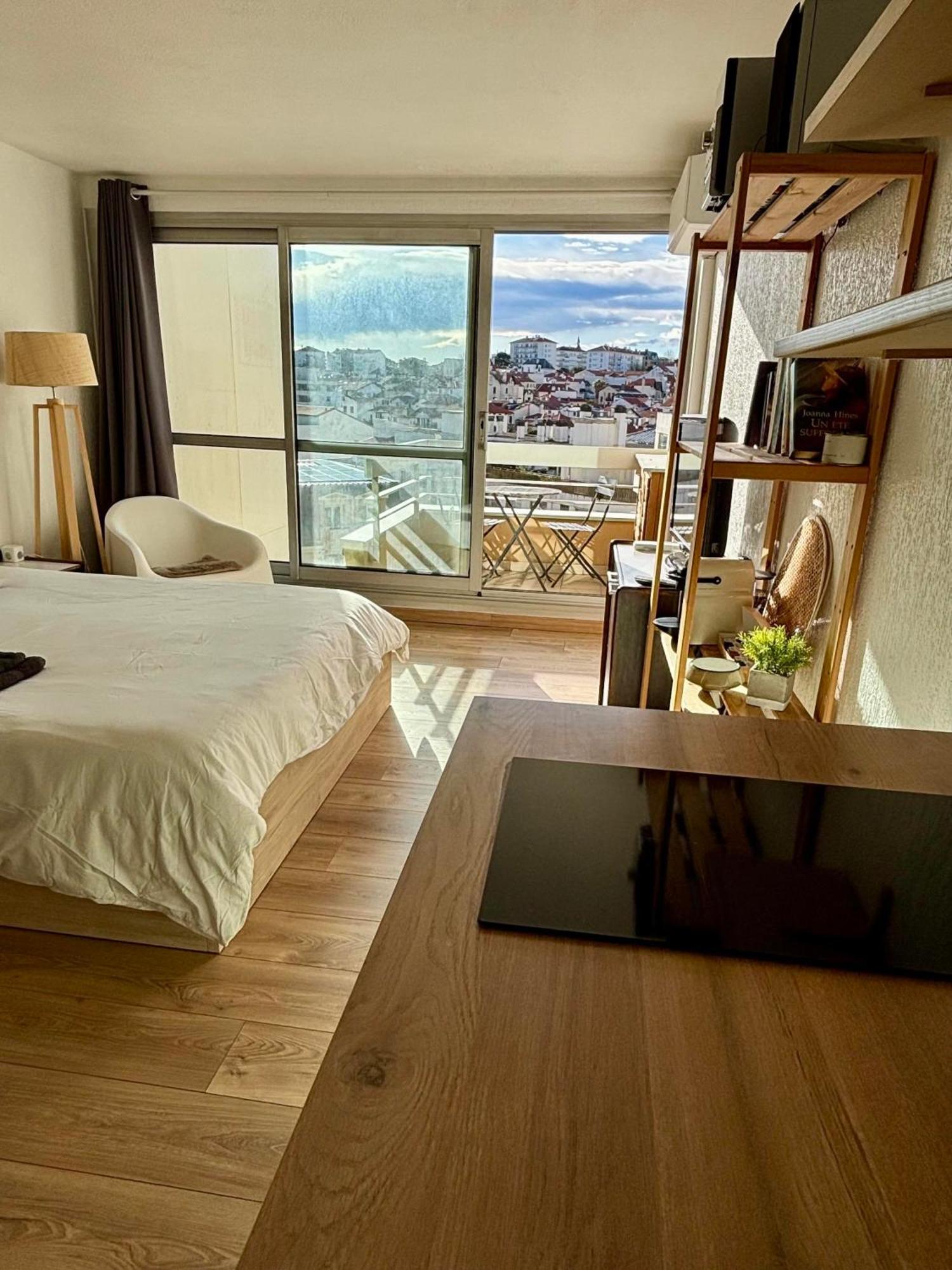 Studio Et Piscine Sur La Grande Plage Biarritz Ngoại thất bức ảnh