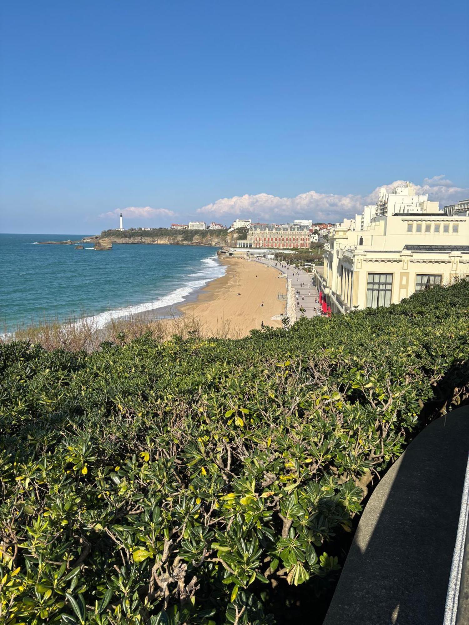 Studio Et Piscine Sur La Grande Plage Biarritz Ngoại thất bức ảnh